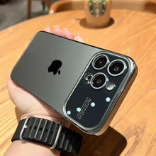 Load image into Gallery viewer, iPhone 15 Series Chromatic Lens Shield Case
