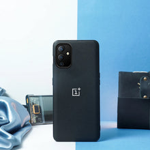 Load image into Gallery viewer, zopoxo/202310240531351780_Classic-Leather-Texture-Logo-Case-oneplus9-black.jpg
