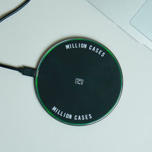 Load image into Gallery viewer, MC ® 15W Wireless Fast Charger
