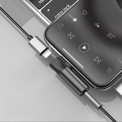 Baseus ® 2 in 1 Charger and Audio Splitter