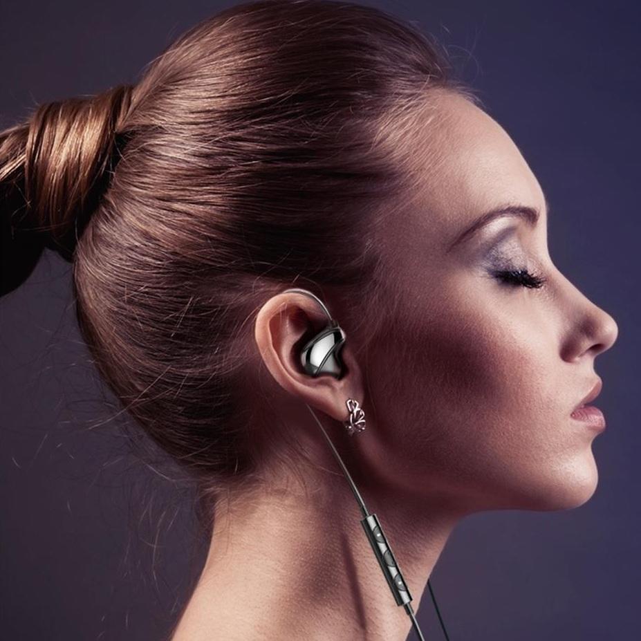 Baseus ® Encok Wire Earphone H05