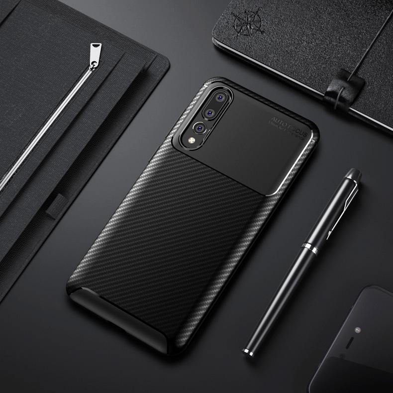 Galaxy S10 Plus Frosted Carbon Fiber Shockproof Soft Case