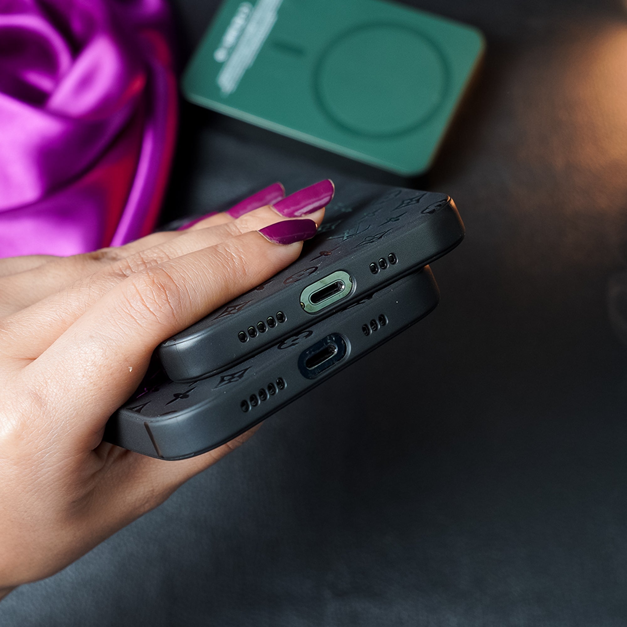 Retro Pattern Shockproof Case - iPhone