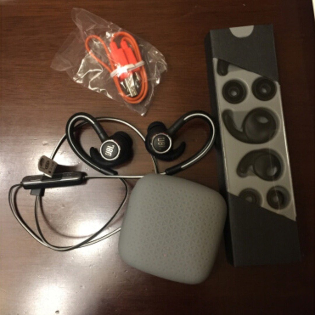 JBL Reflect Contour 2 Wireless Bluetooth Sport Earphone