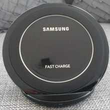 Load image into Gallery viewer, Samsung Wireless Fast Charger Stand
