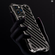 Load image into Gallery viewer, iPhone 13 Series R-Just Aluminium Alloy Grill Case
