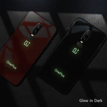 Load image into Gallery viewer, OnePlus 6 Radium Glow Light Illuminated Logo 3D Case
